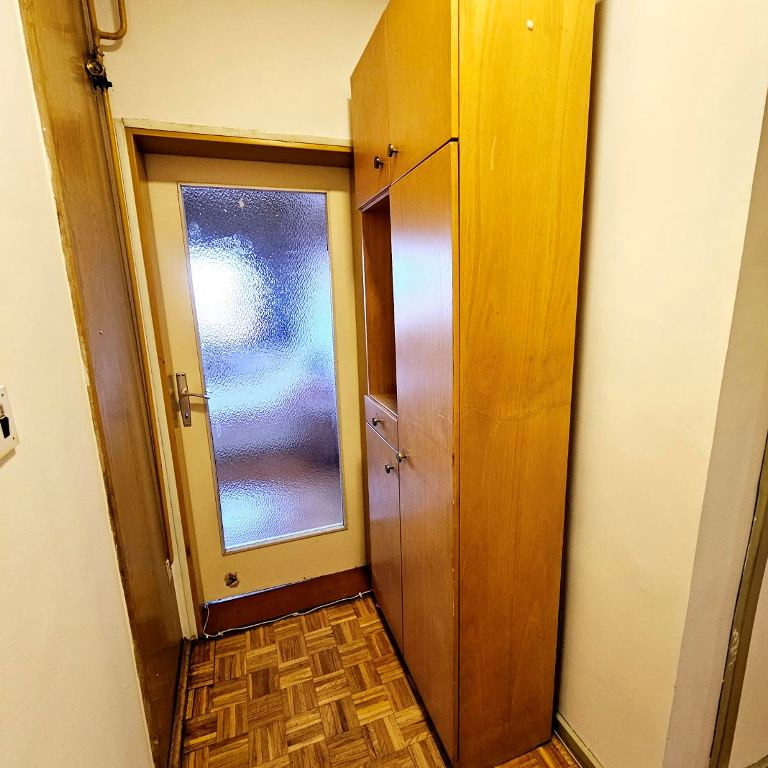 Trosoban stan na prodaju, Nova Detelinara, Novi Sad, 82m², 215.000 €