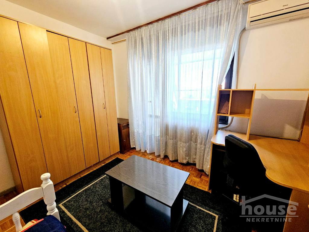 Trosoban stan na prodaju, Nova Detelinara, Novi Sad, 82m², 215.000 €