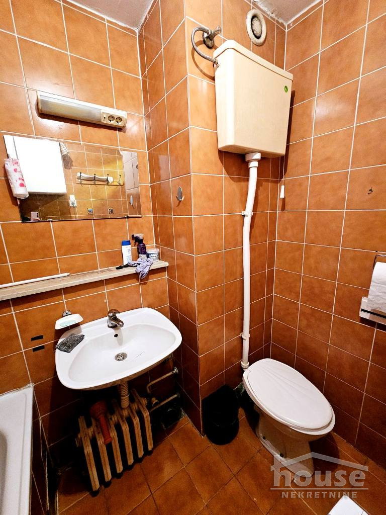 Trosoban stan na prodaju, Nova Detelinara, Novi Sad, 82m², 215.000 €