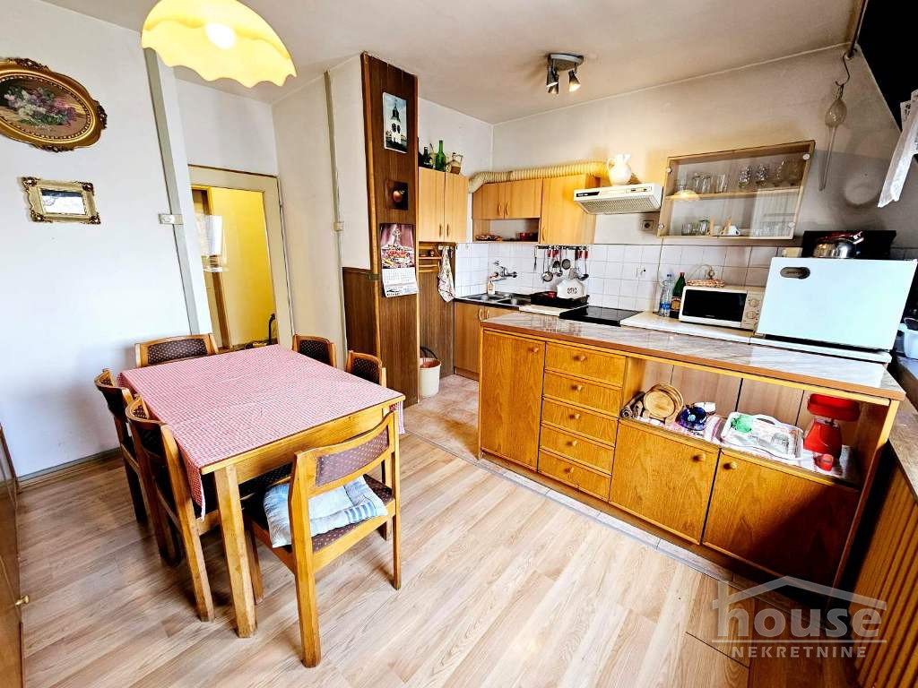 Stan Prodaja Novi Sad  82 m2