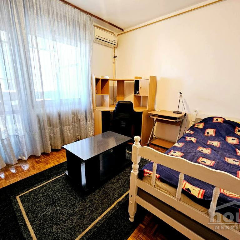 Trosoban stan na prodaju, Nova Detelinara, Novi Sad, 82m², 215.000 €