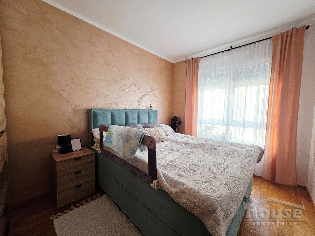 stanovi-3-po-cara-dusana-1102639-bvafx Trosoban stan na prodaju, Cara Dušana, Novi Sad, 59m², 6. sprat, 200.000 €