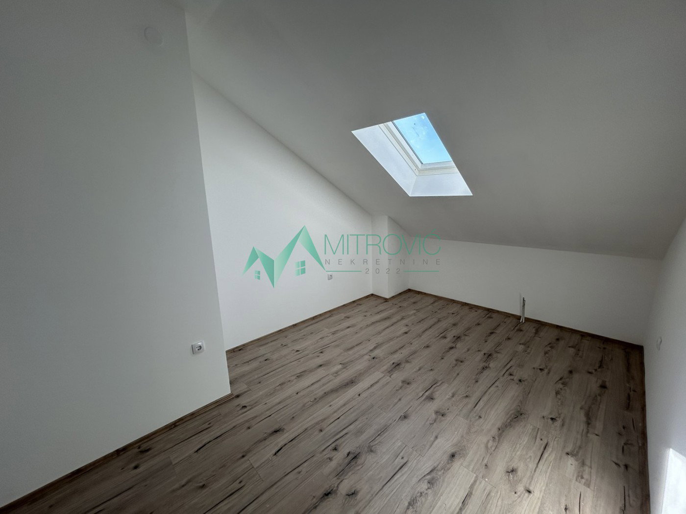 Trosoban stan na prodaju, Nova Detelinara, Novi Sad, 93m², 153.200 €