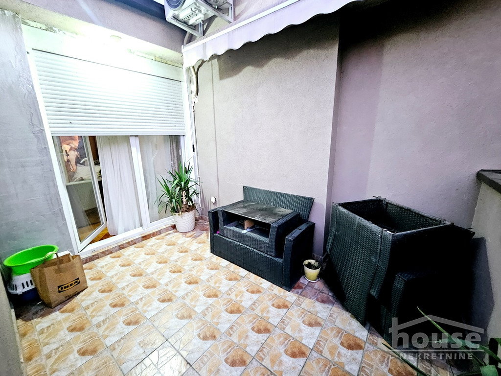 Trosoban stan na prodaju, Salajka, Novi Sad, 75m², 150.000 €