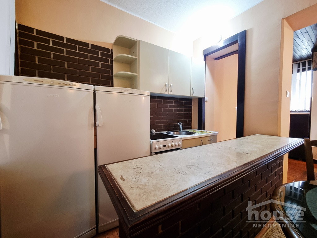 stanovi-3-pr-adamoviCevo-naselje-1102216-gyjxs Trosoban stan na prodaju, Adamovićevo Naselje, Novi Sad, 57m², Prizemlje, 136.800 €