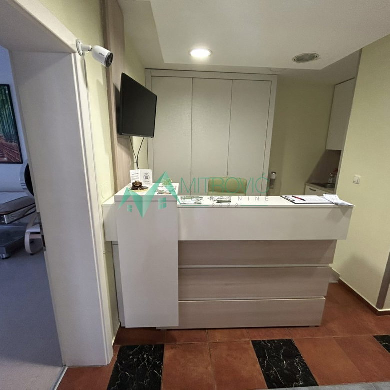 Trosoban stan na prodaju, Adamovićevo Naselje, Novi Sad, 78m², 204.860 €