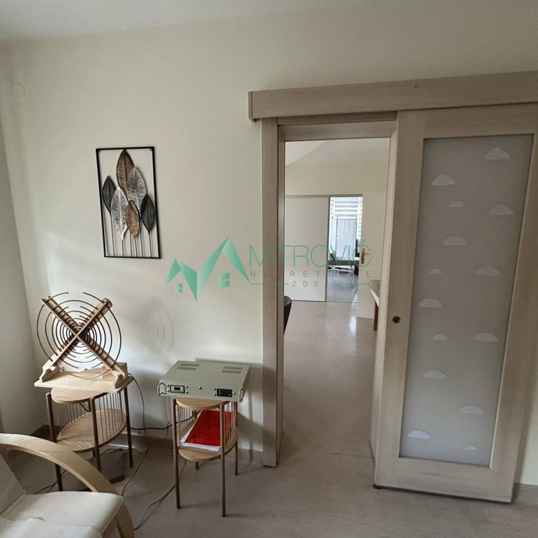 Trosoban stan na prodaju, Adamovićevo Naselje, Novi Sad, 78m², 204.860 €