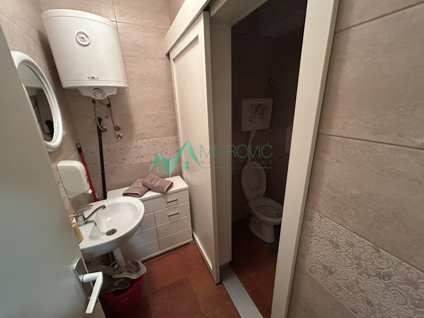 stanovi-3-re-adamoviCevo-naselje-1004278-wn8so Trosoban stan na prodaju, Adamovićevo Naselje, Novi Sad, 78m², 204.860 €