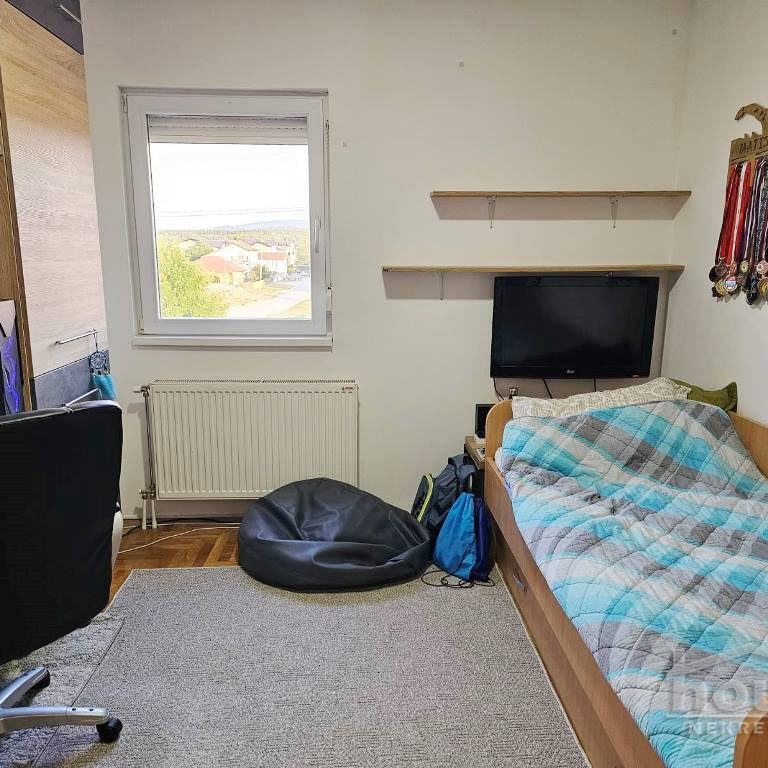 Trosoban stan na prodaju, Adice, Novi Sad, 69m², 145.000 €