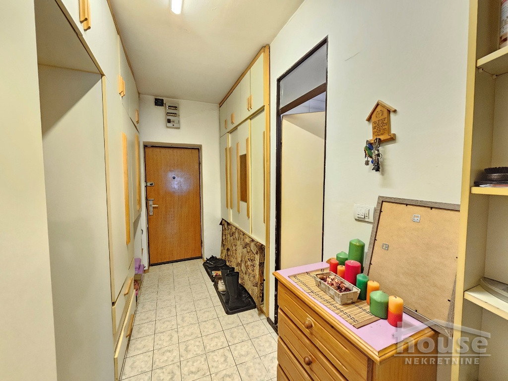 stanovi-3-re-bulevar-1063714-bm78c Trosoban stan na prodaju, Bulevar Oslobođenja, Novi Sad, 65m², 1. sprat, 198.000 €