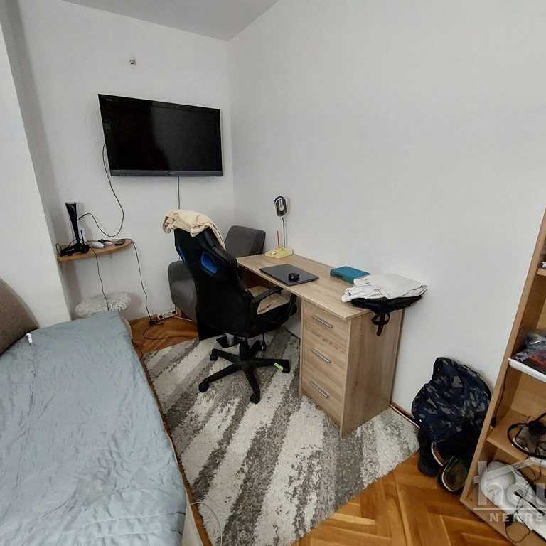 Trosoban stan na prodaju, Bulevar Oslobođenja, Novi Sad, 56m², 9. sprat, 150.000 €