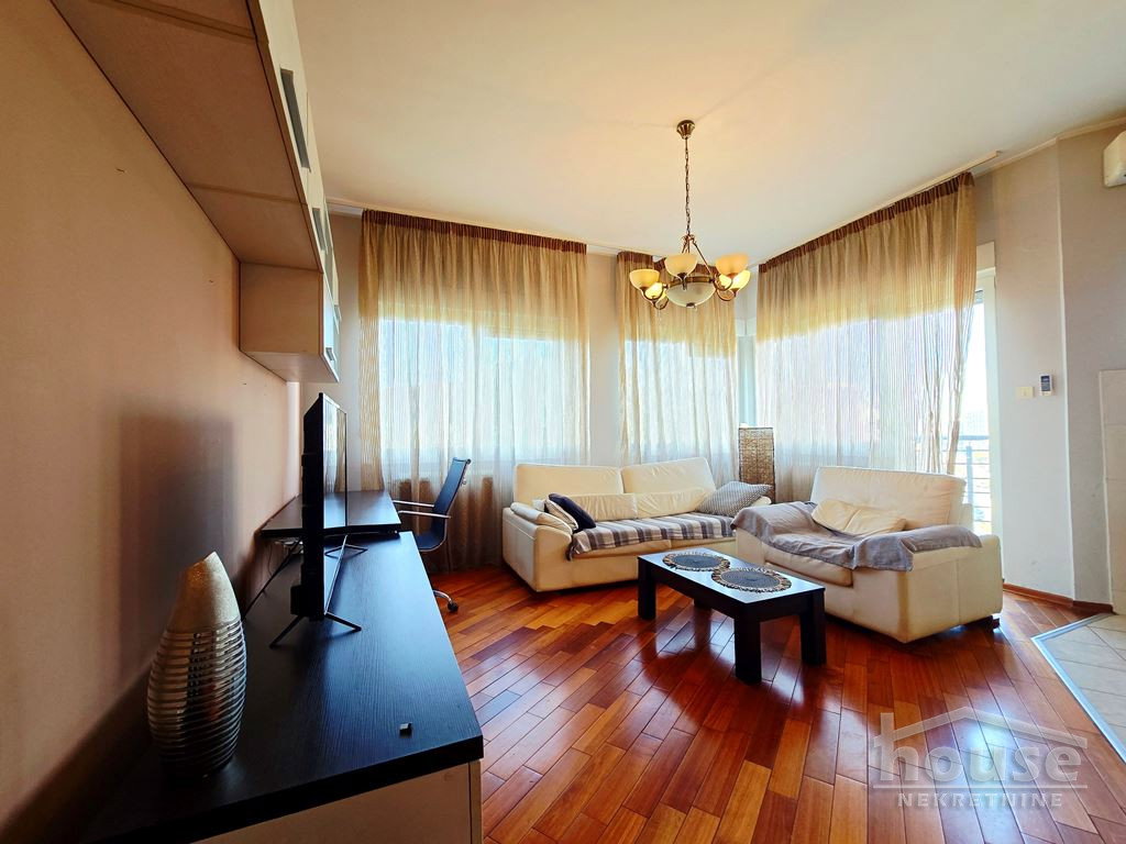 Stan Prodaja Novi Sad  67 m2
