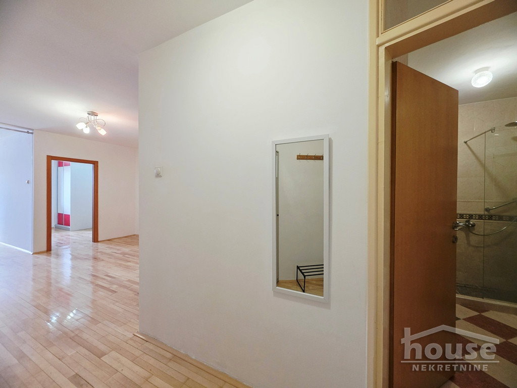 Trosoban stan na prodaju, Bulevar Evrope, Novi Sad, 48m², 133.000 €