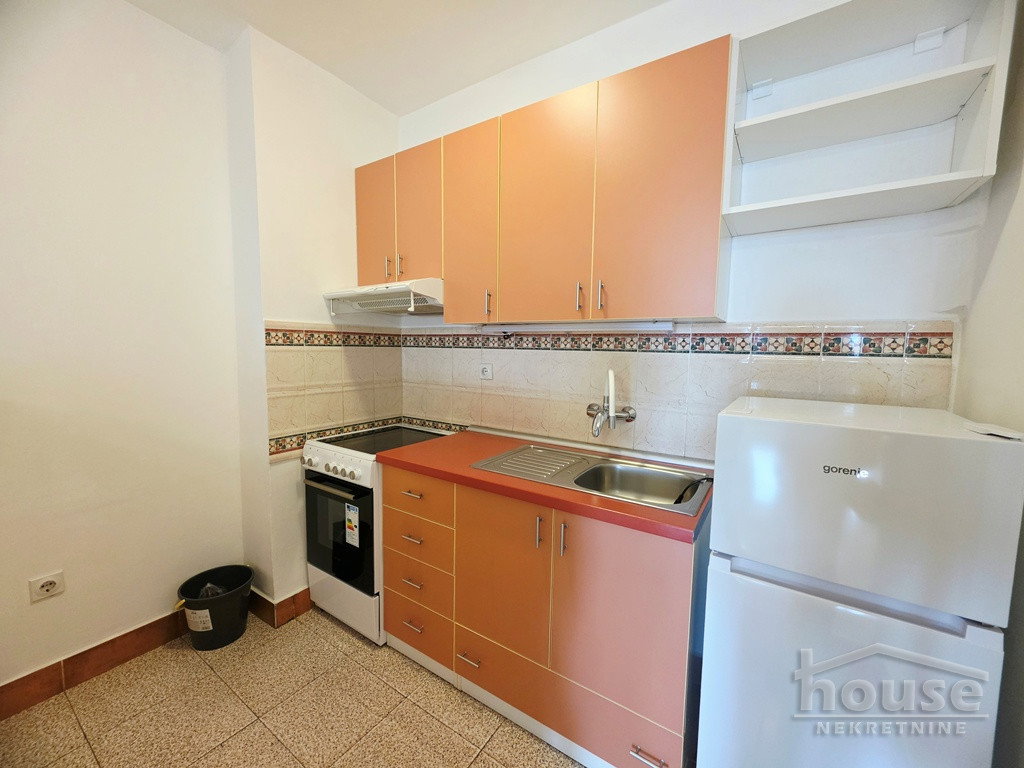 Trosoban stan na prodaju, Bulevar Evrope, Novi Sad, 48m², 133.000 €