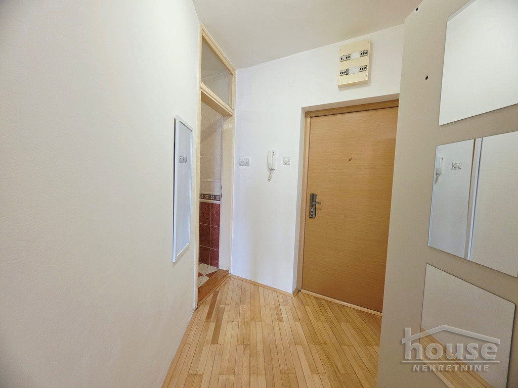 Stan Prodaja Novi Sad  48 m2