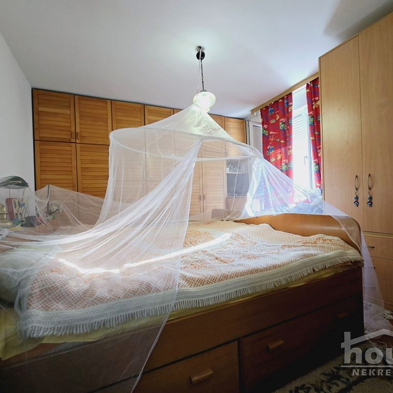 Trosoban stan na prodaju, Centar, Novi Sad, 86m², 4. sprat, 320.000 €