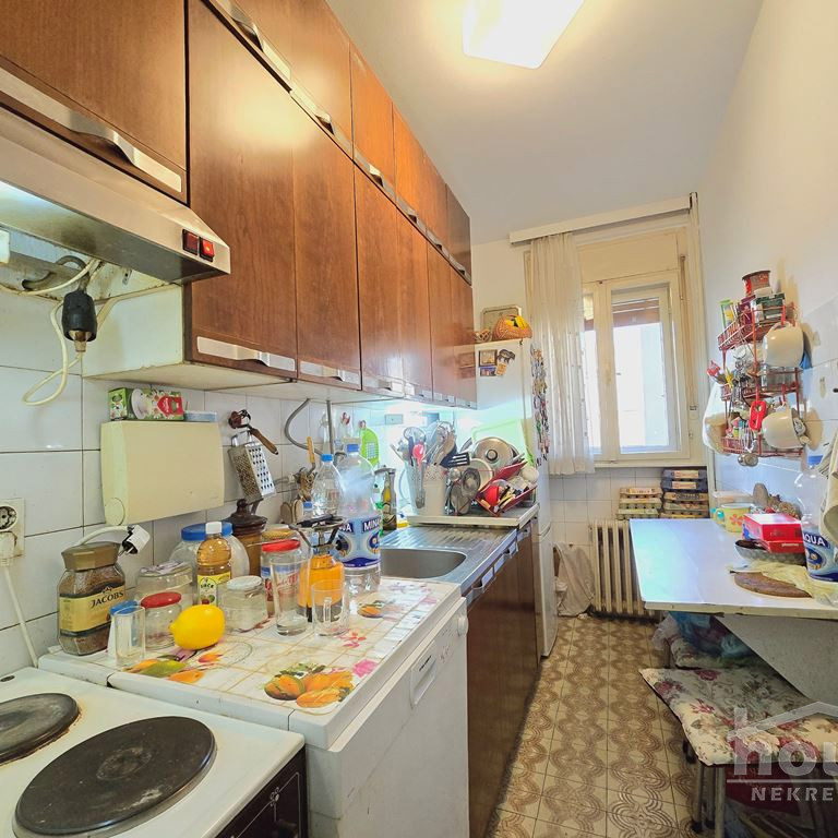 Stan Prodaja Novi Sad  86 m2
