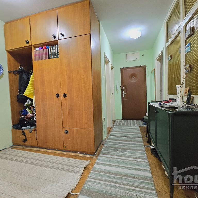 Stan Prodaja Novi Sad  86 m2