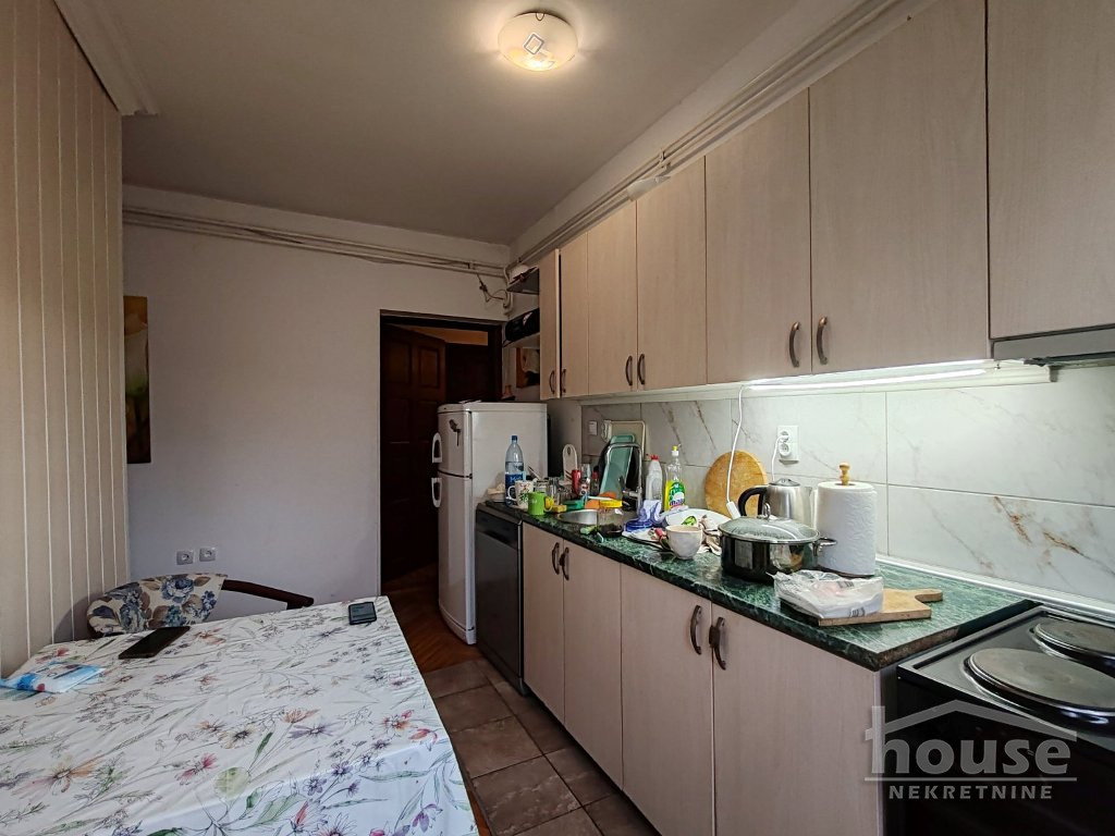 stanovi-3-re-centar-1064927-4hrez Trosoban stan na prodaju, Centar, Novi Sad, 67m², 4. sprat, 167.500 €