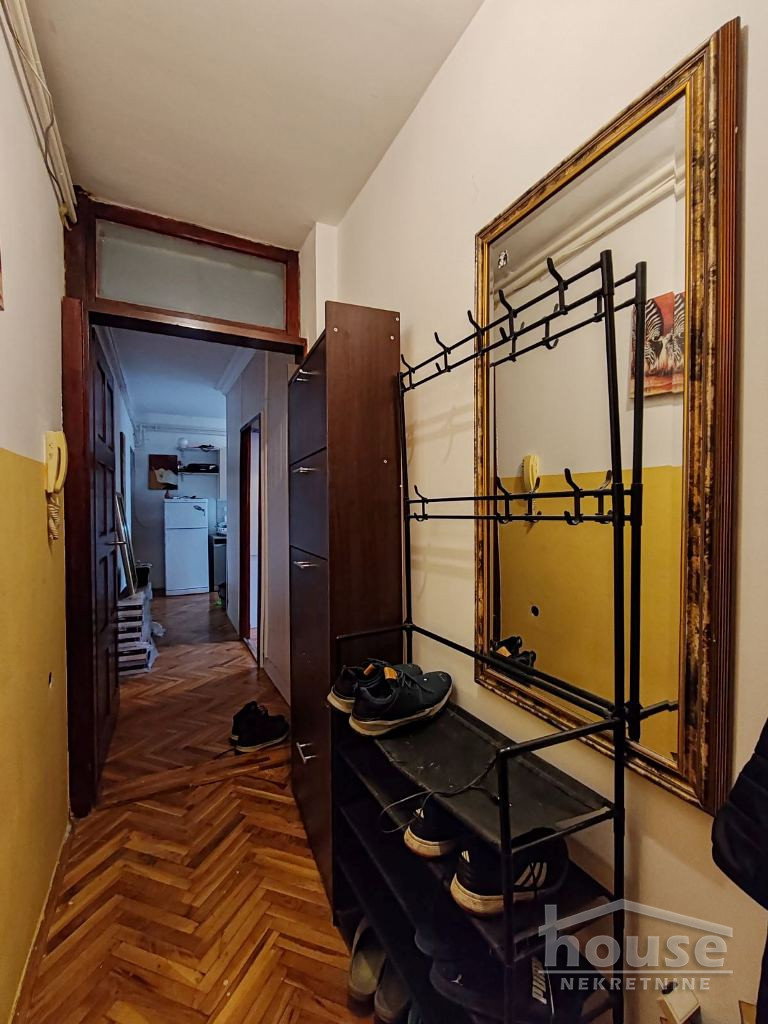 stanovi-3-re-centar-1064927-qixrx Trosoban stan na prodaju, Centar, Novi Sad, 67m², 4. sprat, 167.500 €