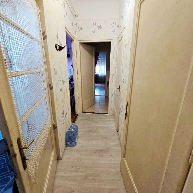 Trosoban stan na prodaju, Centar, Novi Sad, 88m², 3. sprat, 255.000 €