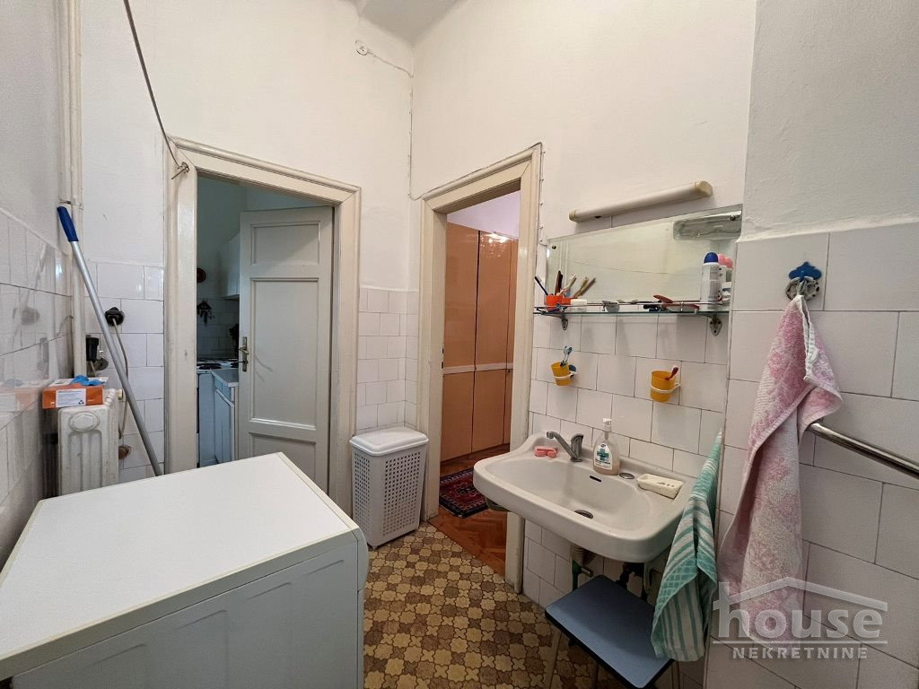 stanovi-3-re-centar-1100491-dl6wb Trosoban stan na prodaju, Centar, Novi Sad, 102m², 265.200 €