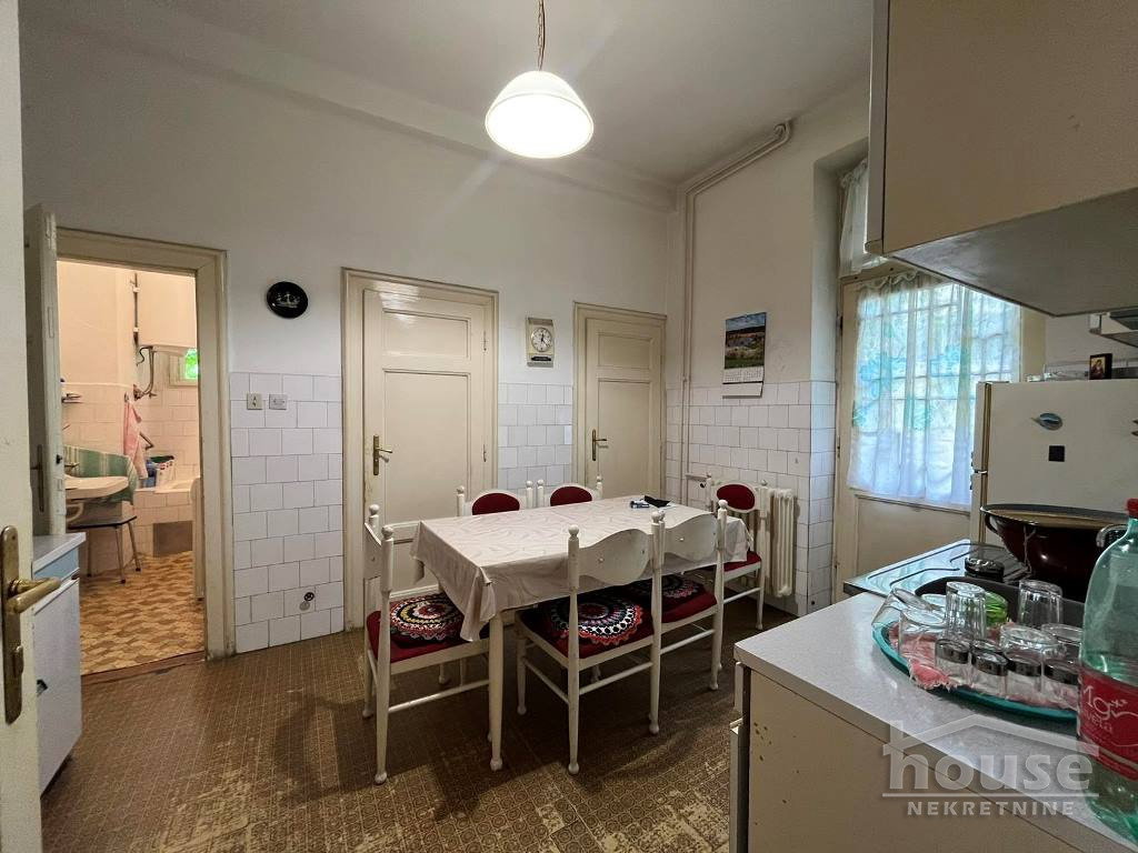 stanovi-3-re-centar-1100491-pcagz Trosoban stan na prodaju, Centar, Novi Sad, 102m², 265.200 €