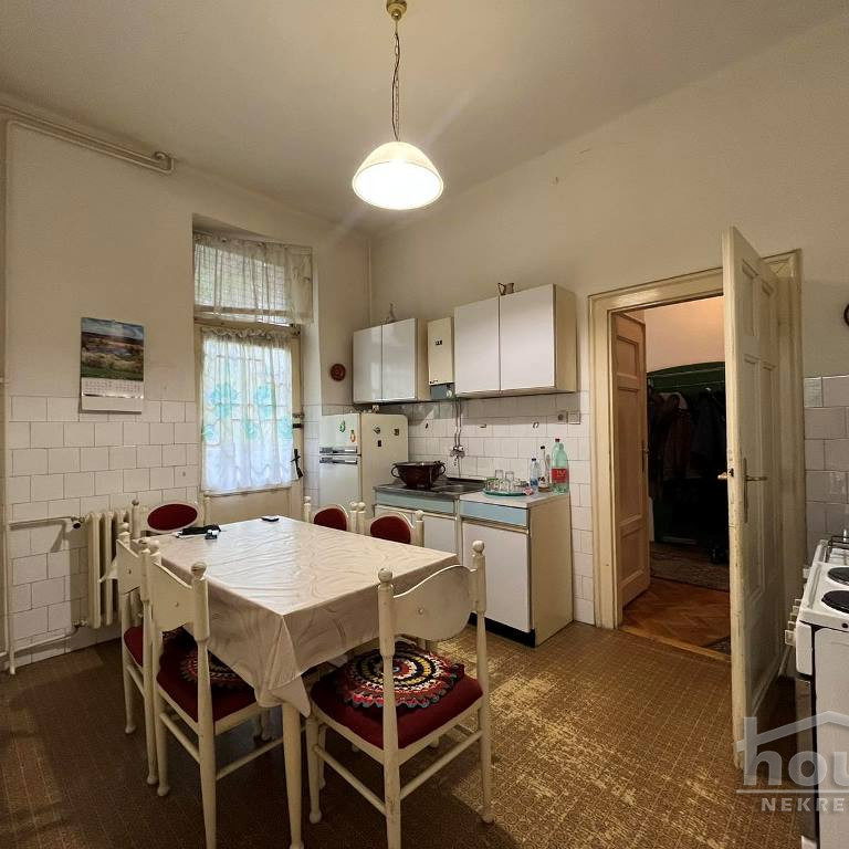 Trosoban stan na prodaju, Centar, Novi Sad, 102m², 265.200 €