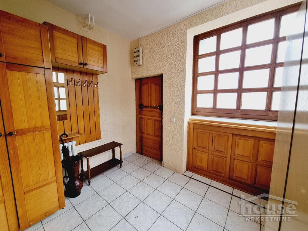 Četvorosoban stan na prodaju, Centar, Novi Sad, 58m², 5. sprat, 144.200 €