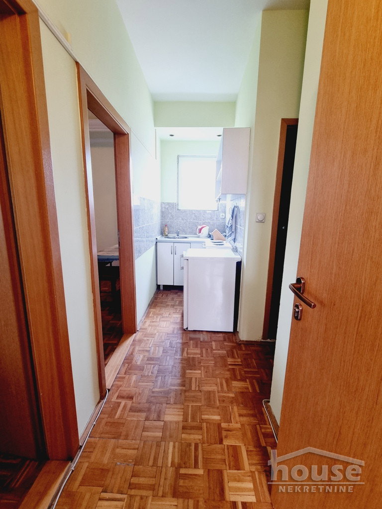 Četvorosoban stan na prodaju, Centar, Novi Sad, 58m², 5. sprat, 144.200 €