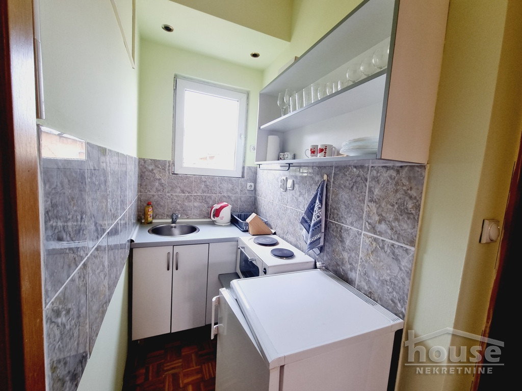 Četvorosoban stan na prodaju, Centar, Novi Sad, 58m², 5. sprat, 144.200 €