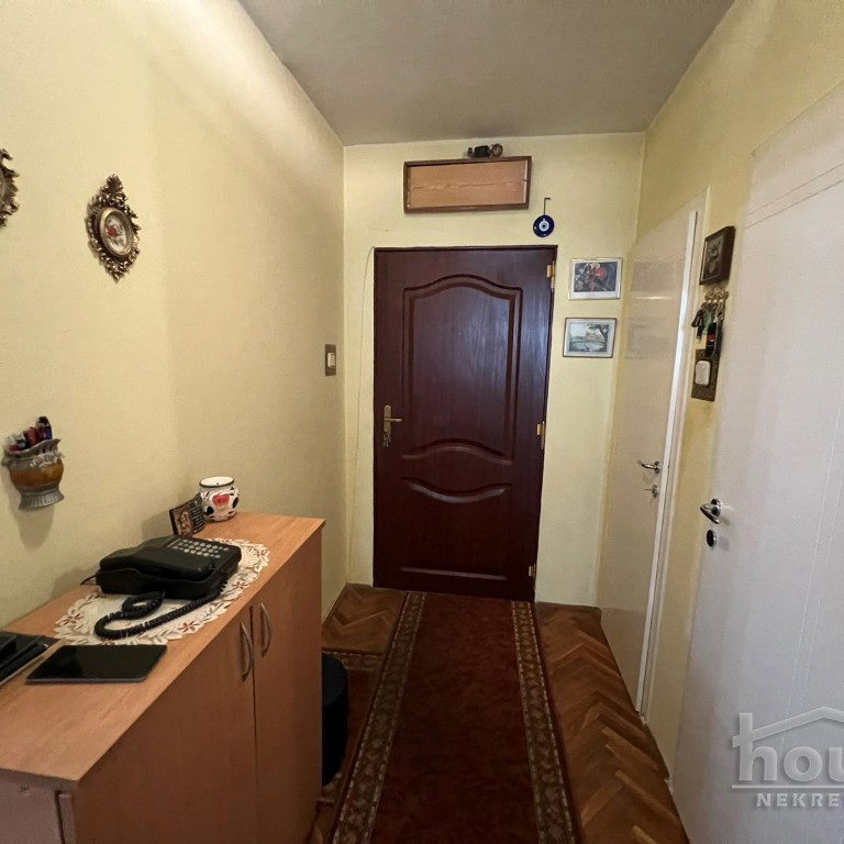 Trosoban stan na prodaju, Centar, Novi Sad, 71m², 176.000 €