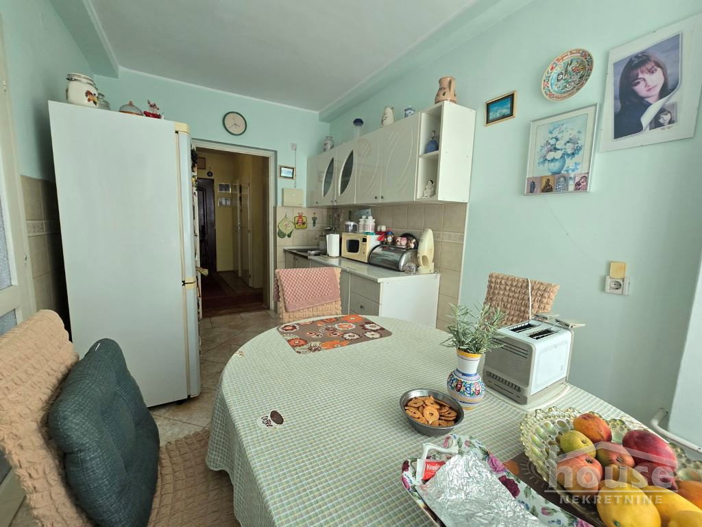 Stan Prodaja Novi Sad  71 m2