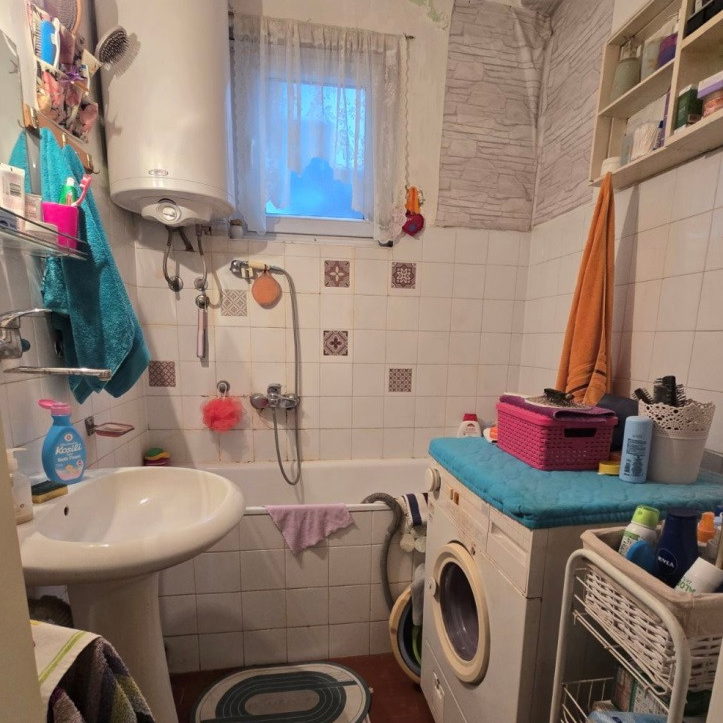 Trosoban stan na prodaju, Centar, Novi Sad, 71m², 176.000 €