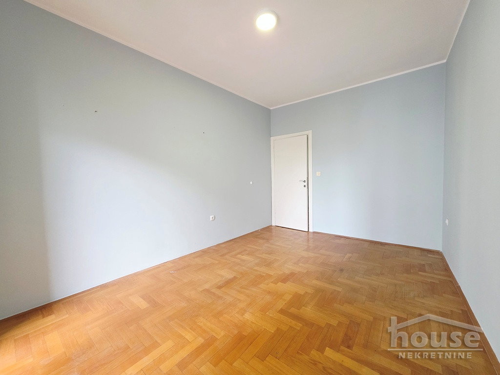 stanovi-3-re-centar-1101838-7rf6s Trosoban stan na prodaju, Centar, Novi Sad, 78m², 3. sprat, 250.000 €