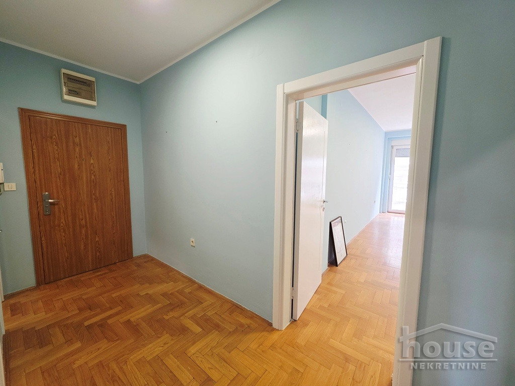 stanovi-3-re-centar-1101838-gtlzj Trosoban stan na prodaju, Centar, Novi Sad, 78m², 3. sprat, 250.000 €