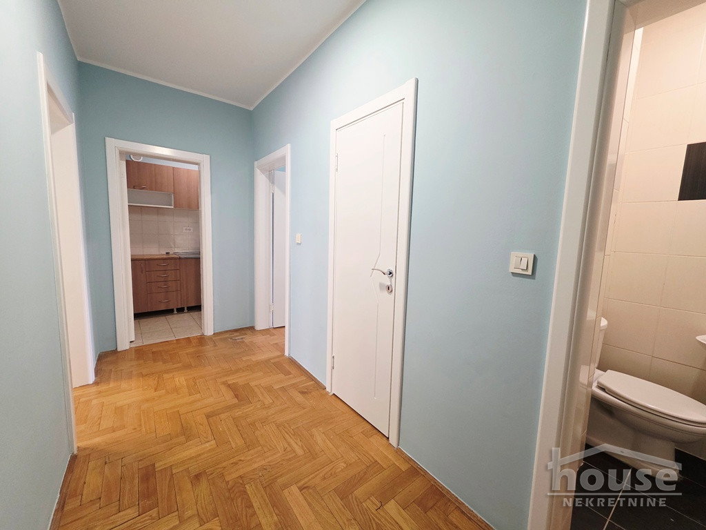 stanovi-3-re-centar-1101838-qpeut Trosoban stan na prodaju, Centar, Novi Sad, 78m², 3. sprat, 250.000 €