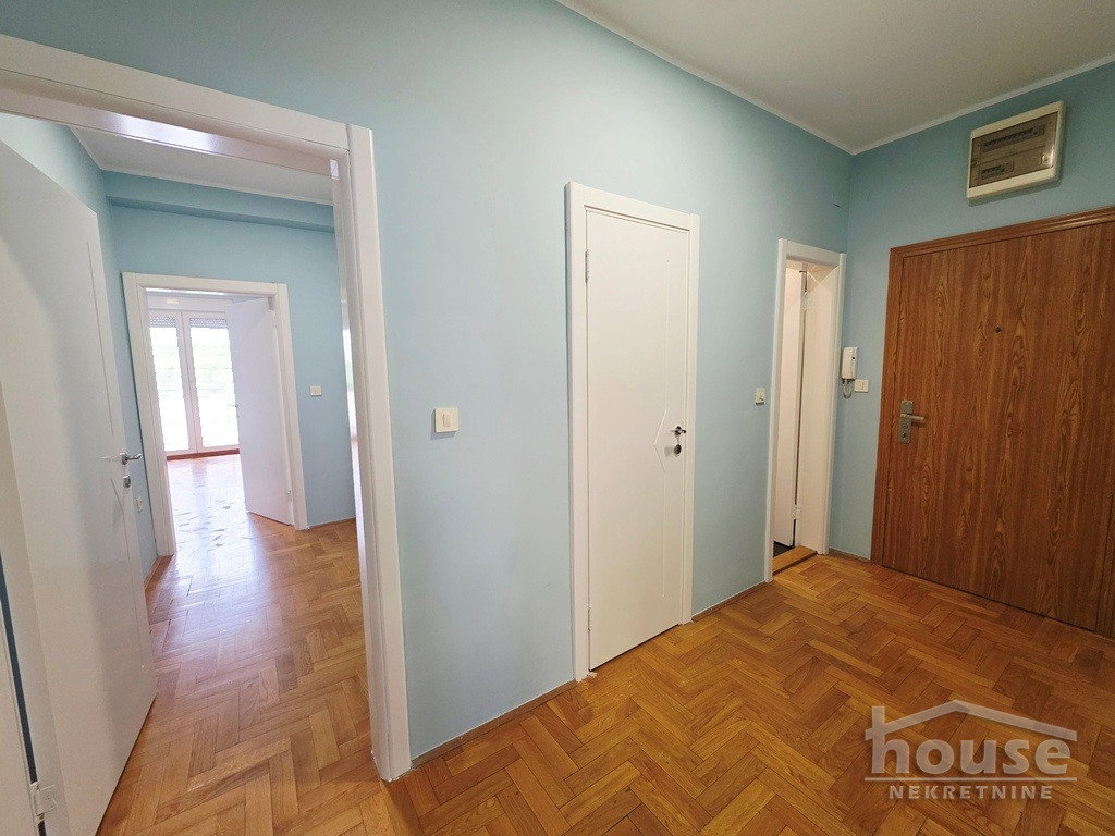 stanovi-3-re-centar-1101838-ygnqh Trosoban stan na prodaju, Centar, Novi Sad, 78m², 3. sprat, 250.000 €