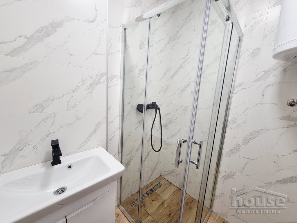 Trosoban stan na prodaju, Socijalno, Novi Sad, 73m², 210.000 €