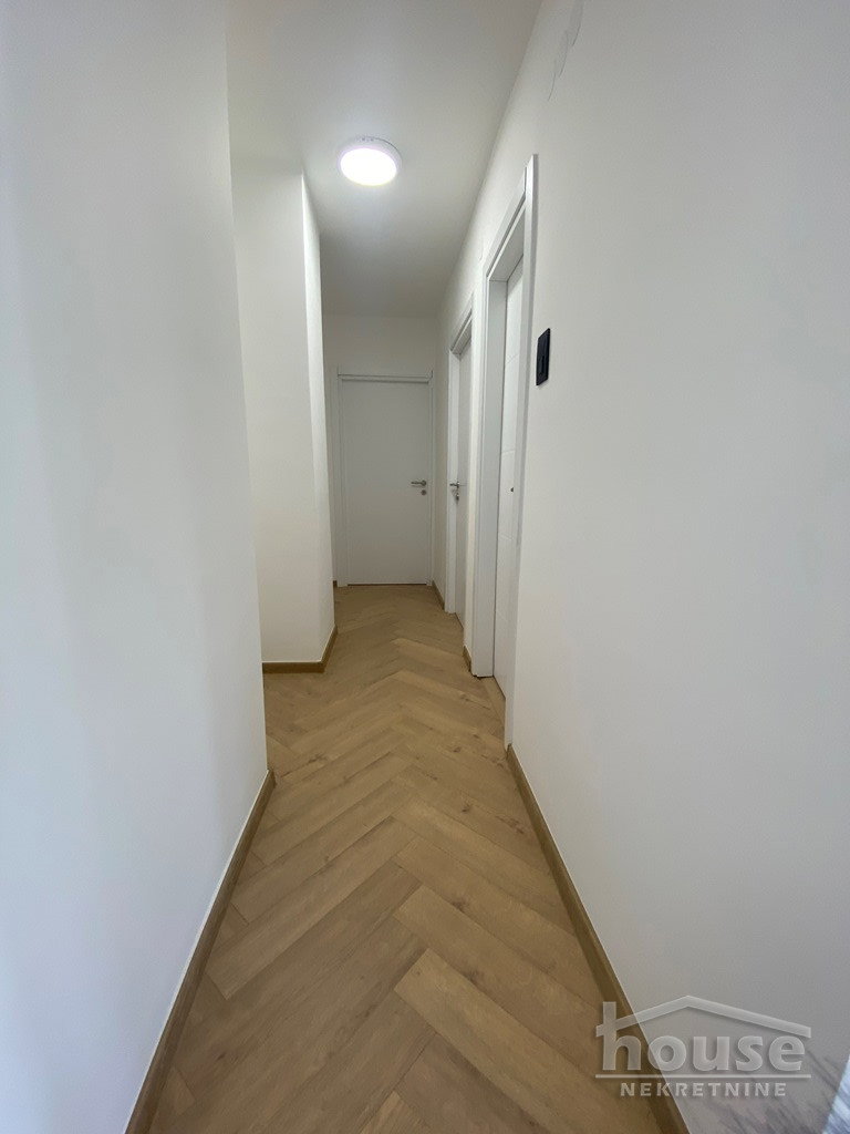Trosoban stan na prodaju, Socijalno, Novi Sad, 73m², 210.000 €