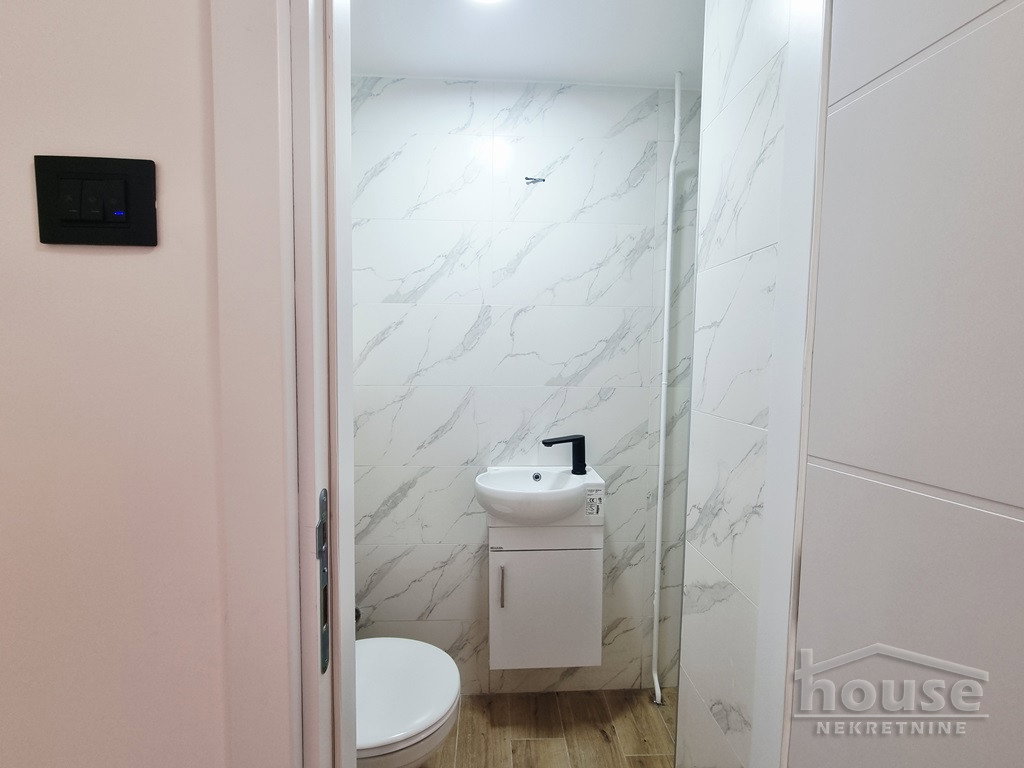 Trosoban stan na prodaju, Socijalno, Novi Sad, 73m², 210.000 €