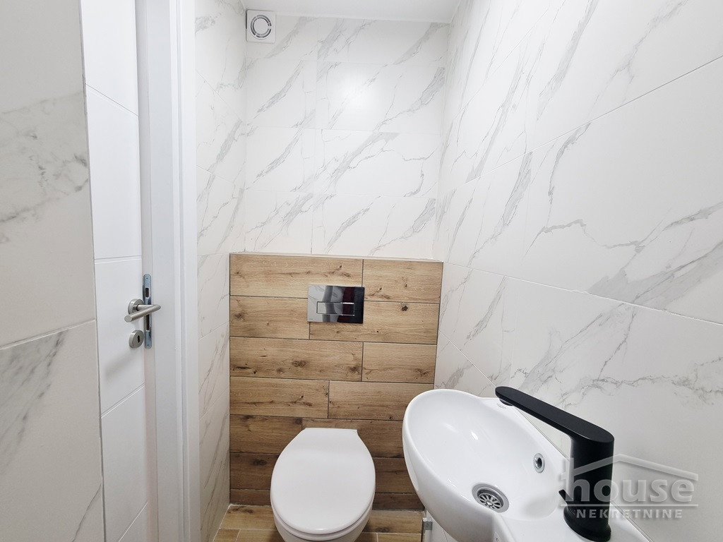 Trosoban stan na prodaju, Socijalno, Novi Sad, 73m², 210.000 €
