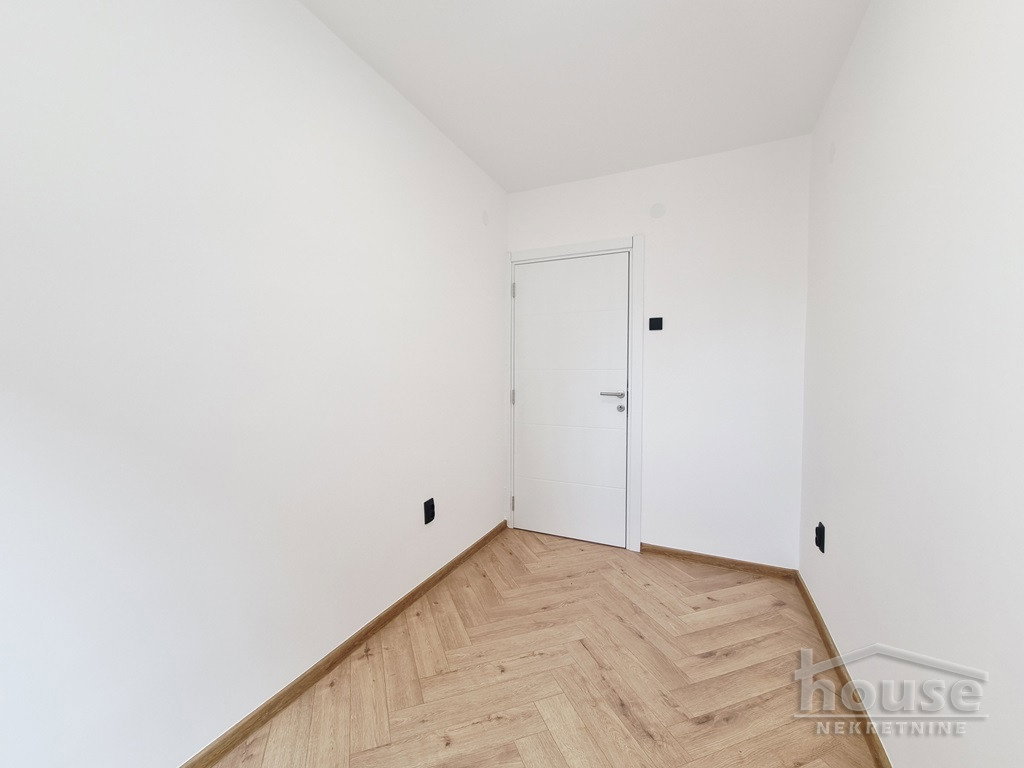 Trosoban stan na prodaju, Socijalno, Novi Sad, 73m², 210.000 €