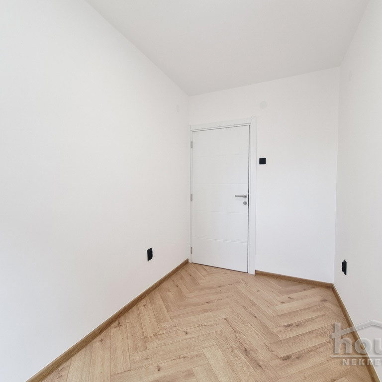 Trosoban stan na prodaju, Socijalno, Novi Sad, 73m², 210.000 €