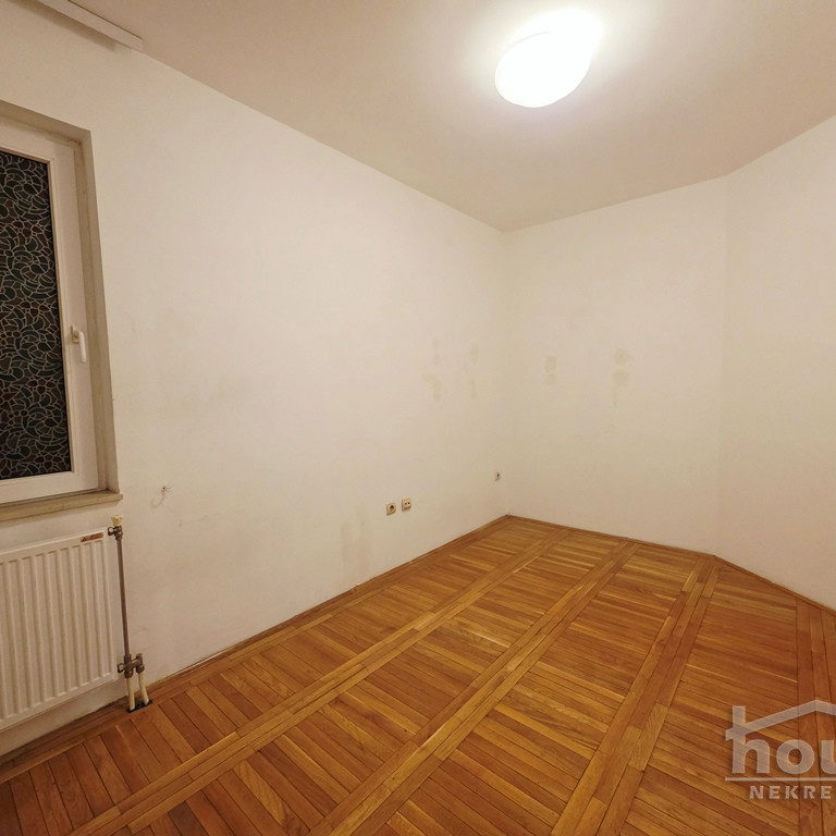 Trosoban stan na prodaju, Grbavica, Novi Sad, 70m², 3. sprat, 175.000 €