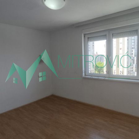 Stan Prodaja Novi Sad  64 m2