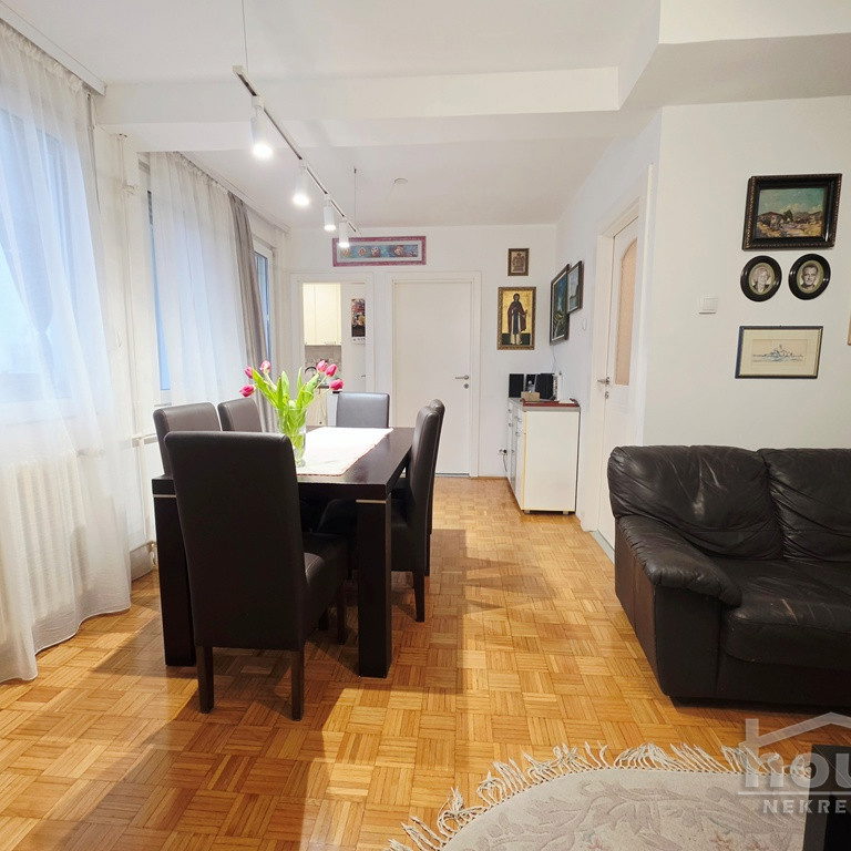 Stan Prodaja Novi Sad  70 m2