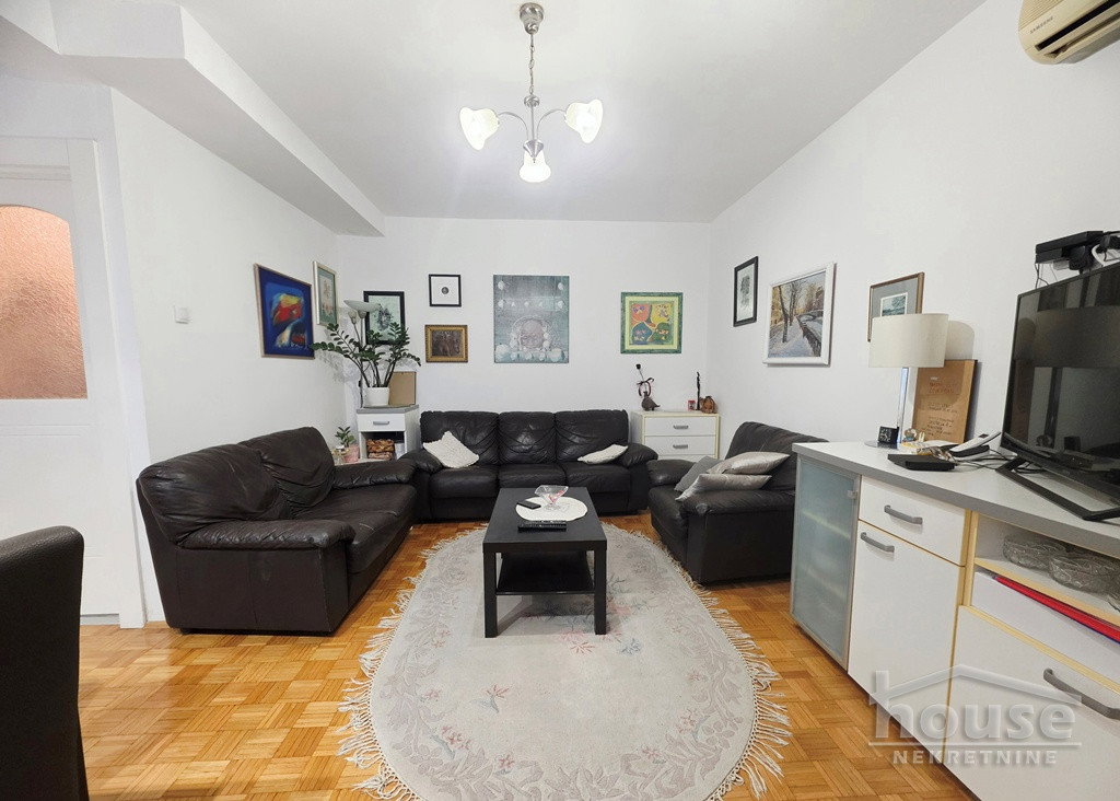 Stan Prodaja Novi Sad  70 m2