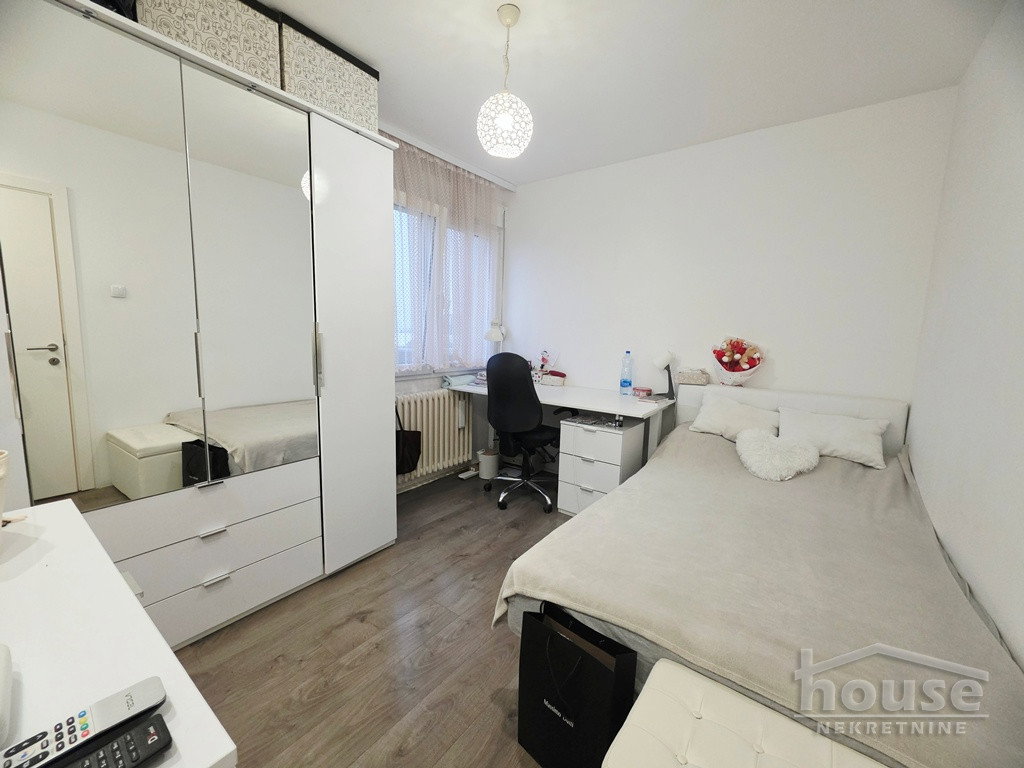 Stan Prodaja Novi Sad  70 m2