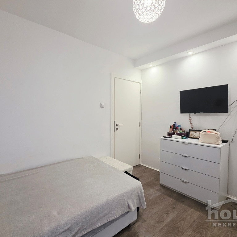 Stan Prodaja Novi Sad  70 m2
